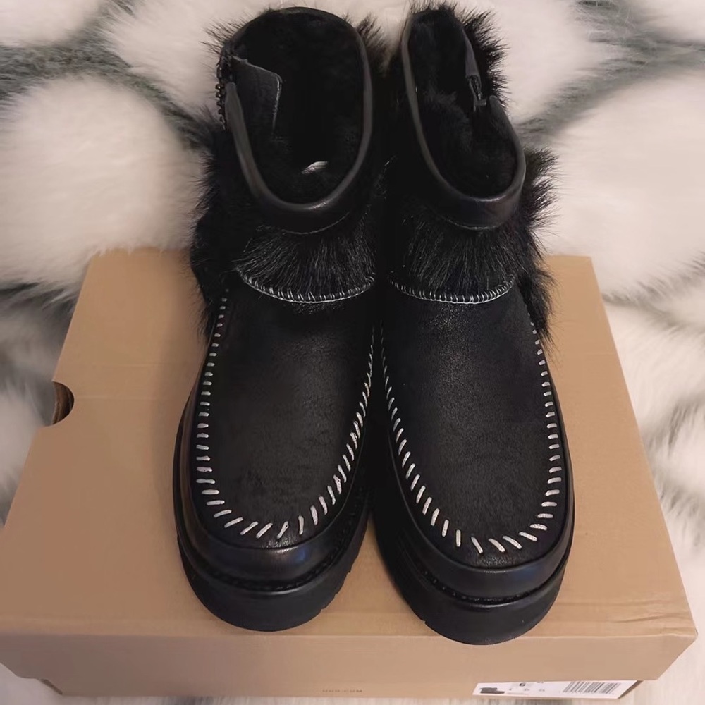 UGG boots size 6